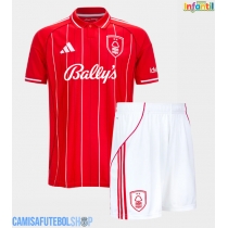 Camisa de time de futebol Nottingham Forest Dan Ndoye #14 Replicas 1º Equipamento Infantil 2025-26 Manga Curta (+ Calças curtas)
